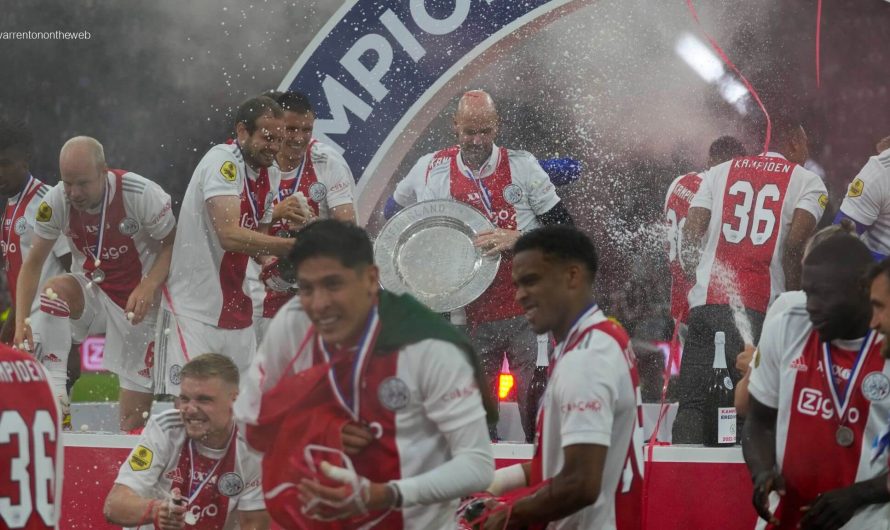 Ajax ของ Erik ten Hag ครองตำแหน่งแชมป์ Eredivisie